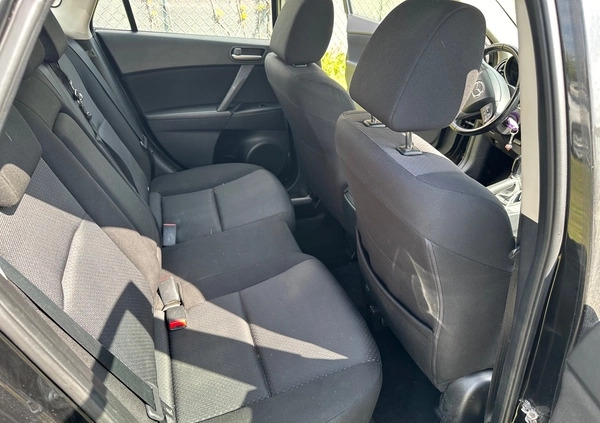 Mazda 3 cena 16500 przebieg: 226431, rok produkcji 2010 z Warszawa małe 121